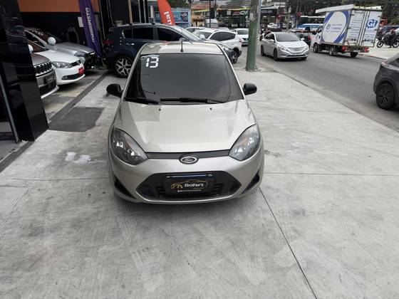 FORD FIESTA 1.0 ROCAM SEDAN 8V FLEX 4P MANUAL FORD FIESTA 1.0 ROCAM SEDAN 8V FLEX 4P MANUAL
